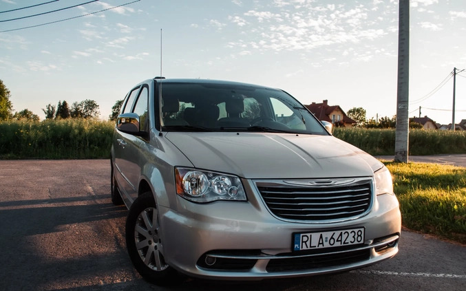 Chrysler Town &amp; Country cena 42600 przebieg: 284000, rok produkcji 2012 z Mordy małe 254